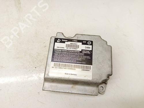 Airbag styreenhed Airbag styreenhed FIAT STILO (192_) 1.9 JTD (192_XE1A) (115 hp) 33751607 33751607