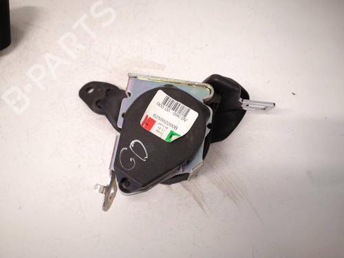 rear-right-seatbelt-dacia-sandero-ii-2012-37736094 main image