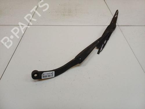Used Front windshield wiper arm Front windshield wiper arm 37736921 37736921