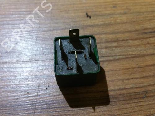 Used Electronic sensor Electronic sensor OPEL CORSA B (S93) 1.2 i (F08, F68, M68) (45 hp) 33530914 33530914