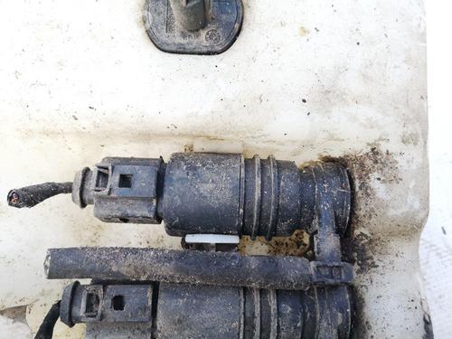 washer-pump-mercedes-benz-c-class-w203-2000-2001-2002-2003-2004-2005-2006-2007-35390875 main image