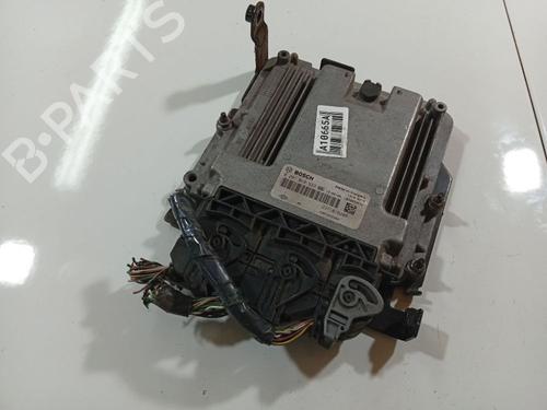 Used Engine control unit (ECU) Engine control unit (ECU) RENAULT LAGUNA III (BT0/1) 2.0 dCi (BT07, BT0J, BT14, BT1A, BT1S) (131 hp) 32552739 32552739