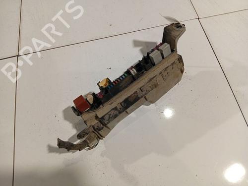 Fuse box TOYOTA COROLLA (_E12_) 2.0 D-4D (CDE120R, CDE120L_) | BP37227428E1 - Image 4