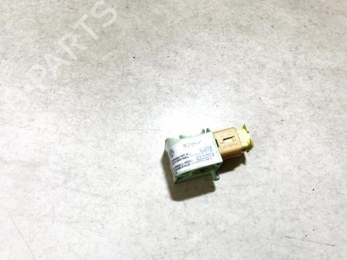 Used Electronic module FIAT STILO (192_) 1.9 JTD (192_XE1A) (115 hp) 33109815