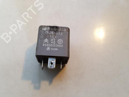 Used Electronic sensor Electronic sensor CITROËN XSARA (N1) 1.8 i (90 hp) 33515037 33515037