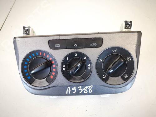 Used Climate control Climate control FIAT PUNTO (199_) 1.4 (199AXB1A, 199BXB1A, 199BXB11, 199AXB11) (78 hp) 35202193 35202193