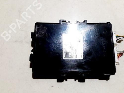 Used Electronic module Electronic module TOYOTA YARIS (_P9_) 1.4 D-4D (NLP90_, NLP90R) (90 hp) 33515226 33515226
