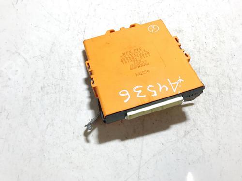 Used Electronic module Electronic module TOYOTA PRIUS Liftback (_W2_) 1.5 Hybrid (NHW20_, NHW20R) (112 hp) 33515245 33515245