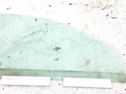 Used Front right door window Front right door window 35062633 35062633