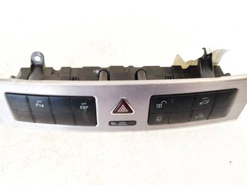 Used Warning switch Warning switch MERCEDES-BENZ GL-CLASS (X164) GL 420 CDI 4-matic (164.828) (306 hp) 40165869 40165869