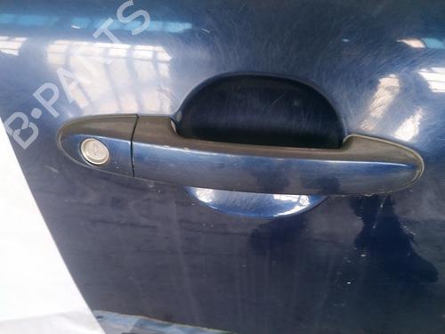 front-right-exterior-door-handle-hyundai-santa-fe-ii-cm-2005-2006-2007-2008-2009-2010-2011-2012-2013-2014-2015-35420159 main image