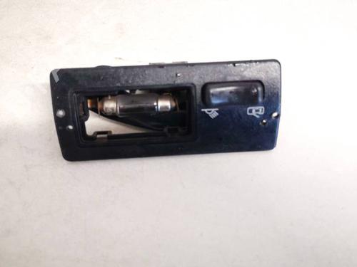 Used Interior roof light Interior roof light VW PASSAT B3/B4 Variant (3A5, 35I) 1.9 TDI (90 hp) 35318330 35318330