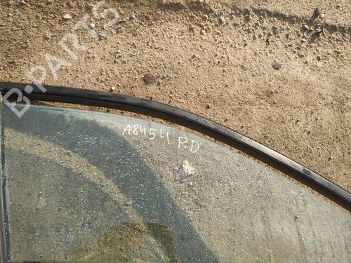 Used Front right door window Front right door window 35379247 35379247