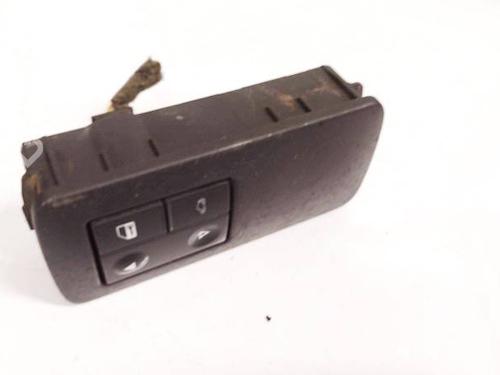 switch-opel-signum-hatchback-z03-2003-2004-2005-2006-2007-2008-33489301 main image