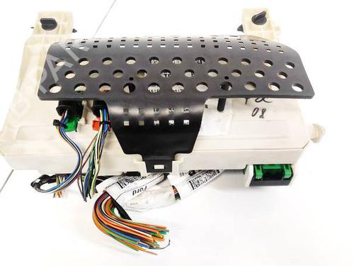 Used Fuse box Fuse box FORD FOCUS II (DA_, HCP, DP) 1.8 Flexifuel (125 hp) 32934774 32934774