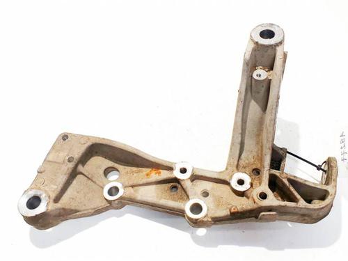 Used Left rear steering knuckle Left rear steering knuckle VW GOLF V (1K1) 1.9 TDI (105 hp) 35174070 35174070