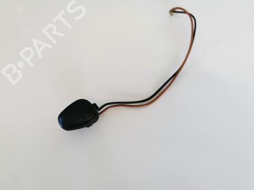 Used Steering wheel controls Steering wheel controls 35509862 35509862