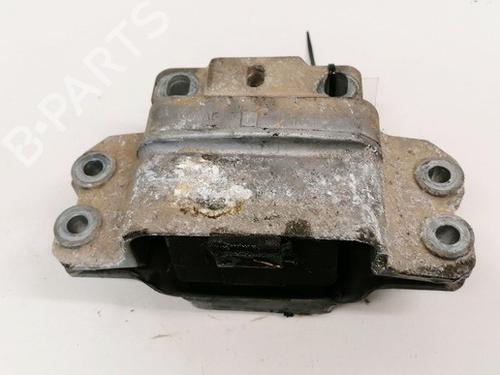 Used Engine mount Engine mount VW GOLF V (1K1) 1.9 TDI (105 hp) 33083818 33083818