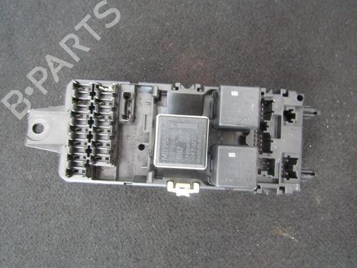 Used Fuse box Fuse box MITSUBISHI CARISMA (DA_) 1.8 MSX - 16V (DA2A) (140 hp) 33485809 33485809