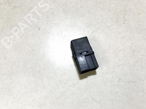 Used Electronic sensor Electronic sensor VOLVO V40 Estate (645) 1.9 TD (90 hp) 33072071 33072071