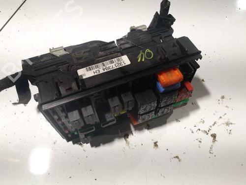 Used Fuse box Fuse box OPEL CORSA D (S07) 1.3 CDTI (L08, L68) (75 hp) 32971988 32971988