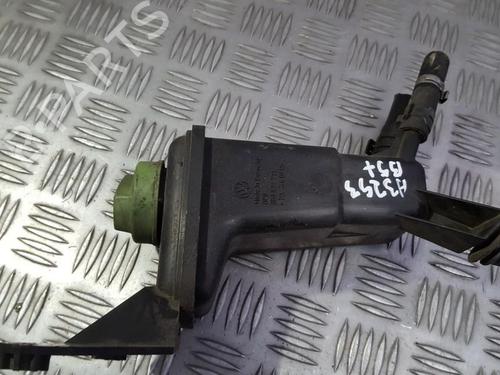 power-steering-reservoir-vw-passat-b55-3b3-2000-2001-2002-2003-2004-2005-35676132 main image