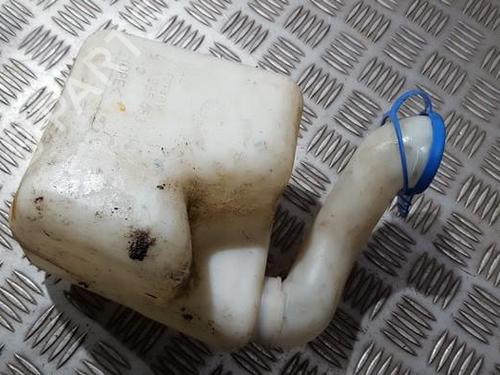 windscreen-washer-tank-audi-100-c4-avant-4a5-1990-1991-1992-1993-1994-35696500 main image