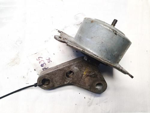Used Engine mount Engine mount OPEL ZAFIRA / ZAFIRA FAMILY B (A05) 1.9 CDTI (M75) (120 hp) 32902114 32902114