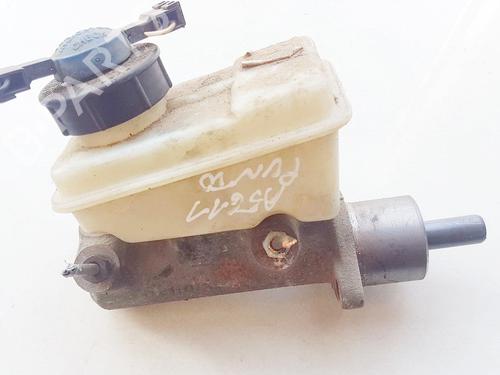 Used Brake master cylinder Brake master cylinder FIAT PUNTO (176_) 60 1.2 (176AP, 176AR, 176AQ, 176BB) (60 hp) 35869054 35869054