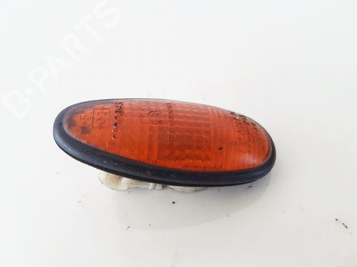 Pisca lateral direito Pisca lateral direito MITSUBISHI SPACE WAGON (N3_W, N4_W) 2.0 TD (N38W) (82 hp) 35631143 35631143