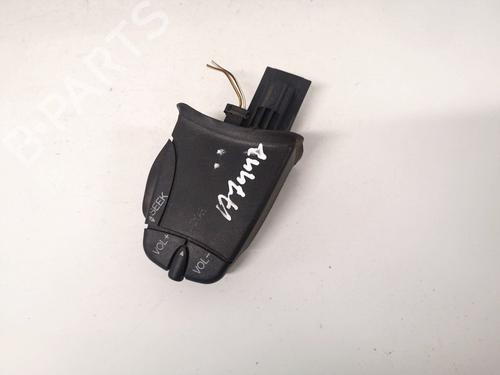 Used Steering wheel controls Steering wheel controls 35484053 35484053