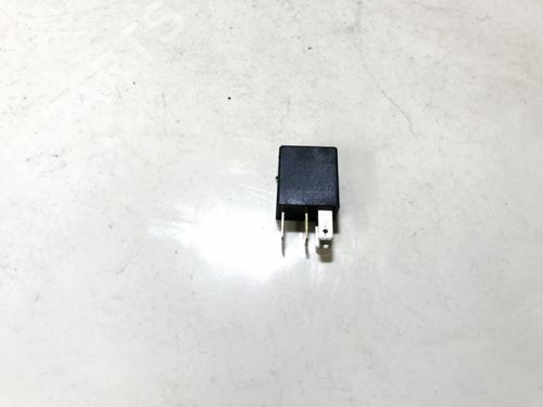 electronic-sensor-opel-zafira-a-mpv-t98-1999-2000-2001-2002-2003-2004-2005-2006-33075378 main image