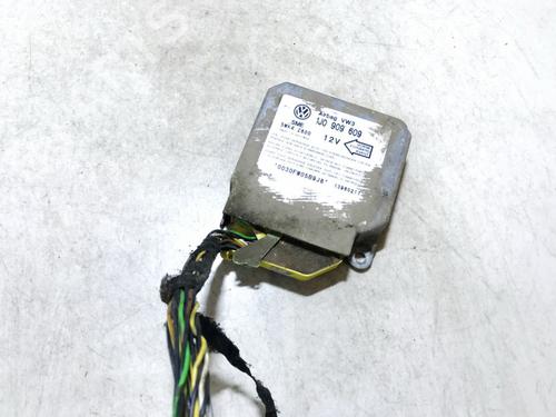Used ECU airbags ECU airbags VW GOLF IV (1J1) 1.9 TDI (110 hp) 33529474 33529474
