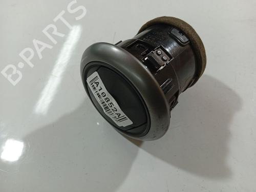 Used Air vent NISSAN NOTE (E11, NE11) 1.5 dCi (86 hp) 32548106