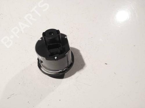Switch SKODA OCTAVIA II (1Z3) 1.6 TDI | BP34979786I30 - Image 2