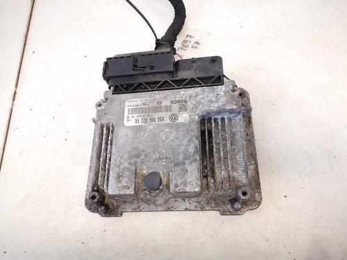 Used Engine control unit (ECU) Engine control unit (ECU) VW JETTA III (1K2) 2.0 TDI (140 hp) 32896604 32896604