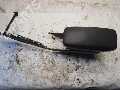 Used Armrest / Center console Armrest / Center console TOYOTA AVENSIS (_T25_) 2.0 D-4D (CDT250_, CDT250R) (116 hp) 35543704 35543704