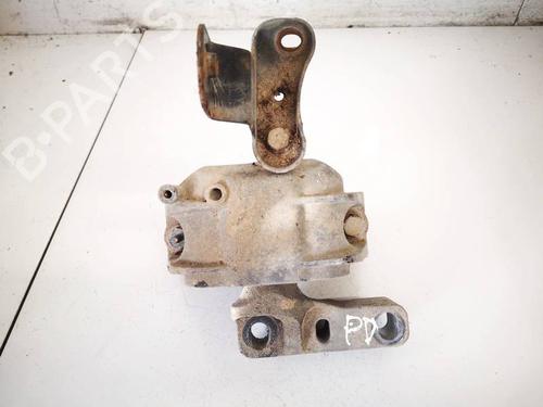 Used Engine mount Engine mount SKODA OCTAVIA II (1Z3) 1.9 TDI (105 hp) 32555398 32555398