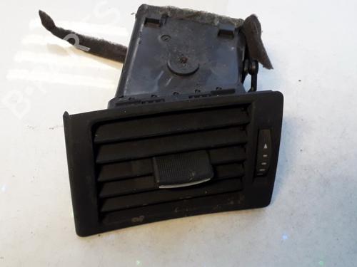 Used Air vent Air vent AUDI A4 B7 (8EC) 2.0 TDI (140 hp) 33514552 33514552