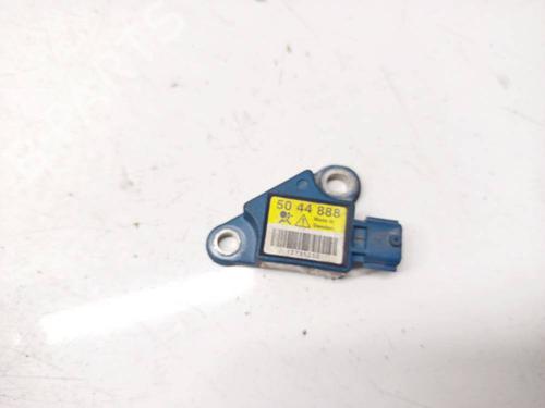 Used Electronic module Electronic module SAAB 9-5 Estate (YS3E) 2.2 TiD (120 hp) 33489800 33489800