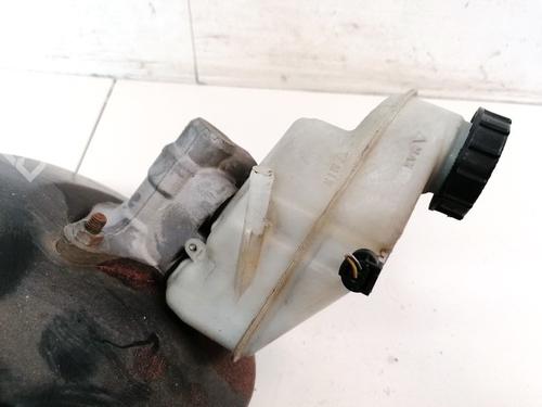 Used Brake master cylinder Brake master cylinder TOYOTA YARIS (_P9_) 1.4 D-4D (NLP90_, NLP90R) (90 hp) 35520542 35520542