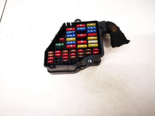 Used Fuse box Fuse box AUDI A3 (8L1) 1.8 (125 hp) 33096451 33096451