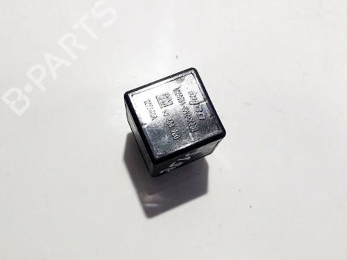 Used Electronic sensor Electronic sensor OPEL ASTRA G Hatchback (T98) 2.0 DTI 16V (F08, F48) (101 hp) 33529309 33529309