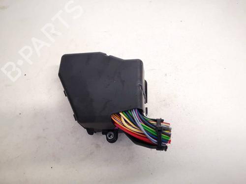 Fuse box VW PASSAT B5 Variant (3B5) 1.9 TDI | BP32941739E1 - Image 3
