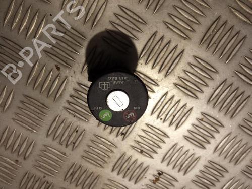 Used Switch Switch FIAT STILO (192_) 1.9 D Multijet (100 hp) 33501606 33501606