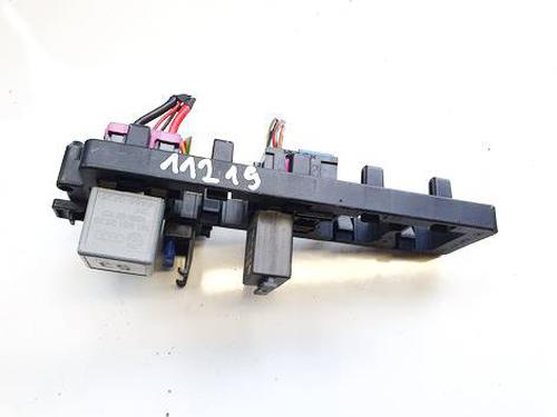 Fuse box VW PASSAT B6 (3C2) 2.0 TDI | BP33488977E1 - Image 3