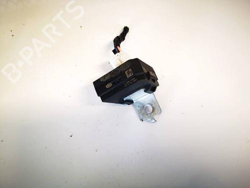 BP32569109M83 main image