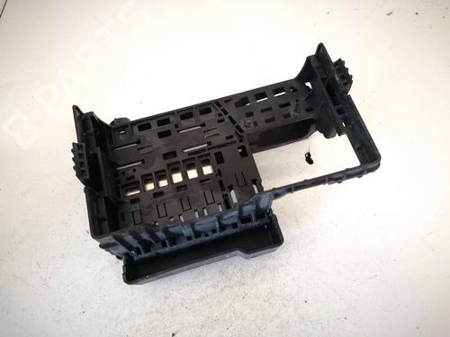 Fuse box OPEL INSIGNIA A (G09) 2.0 CDTI (68) | BP32606998E1