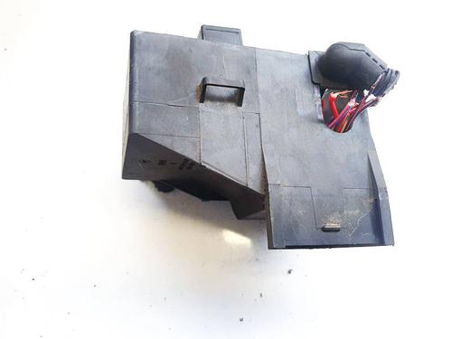 fuse-box-opel-astra-g-hatchback-t98-1998-1999-2000-2001-2002-2003-2004-2005-2006-2007-2008-2009-32958597 main image