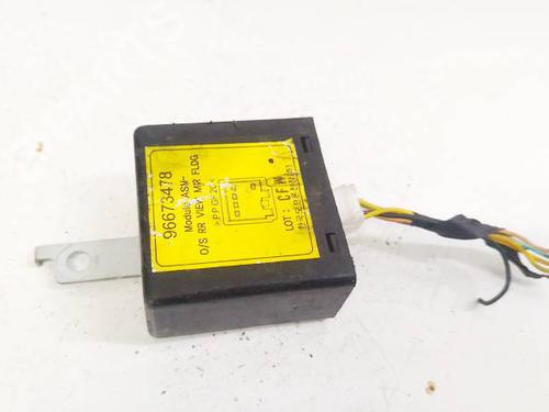 Used Electronic module CHEVROLET CAPTIVA (C100, C140) 2.0 D (150 hp) 32584338